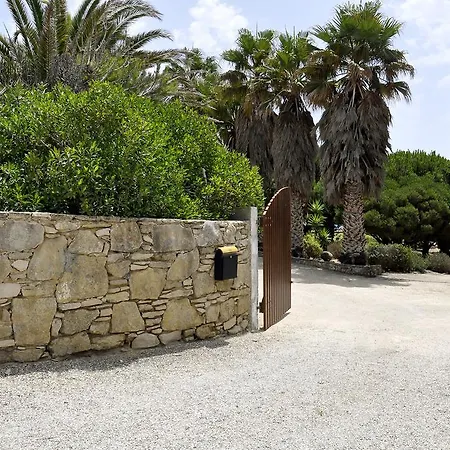 וילה Beach Retreat By Be@home *